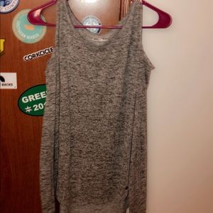 Long sleeve with cut out shoulders